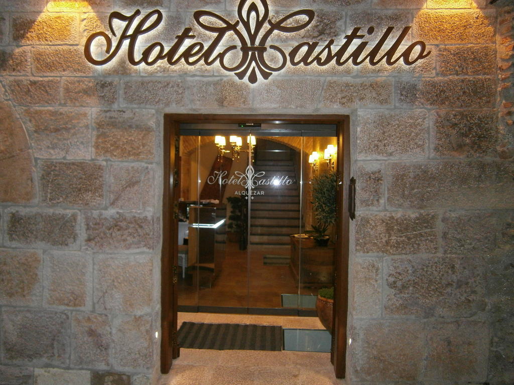 Hotel Castillo De Алькесар Экстерьер фото